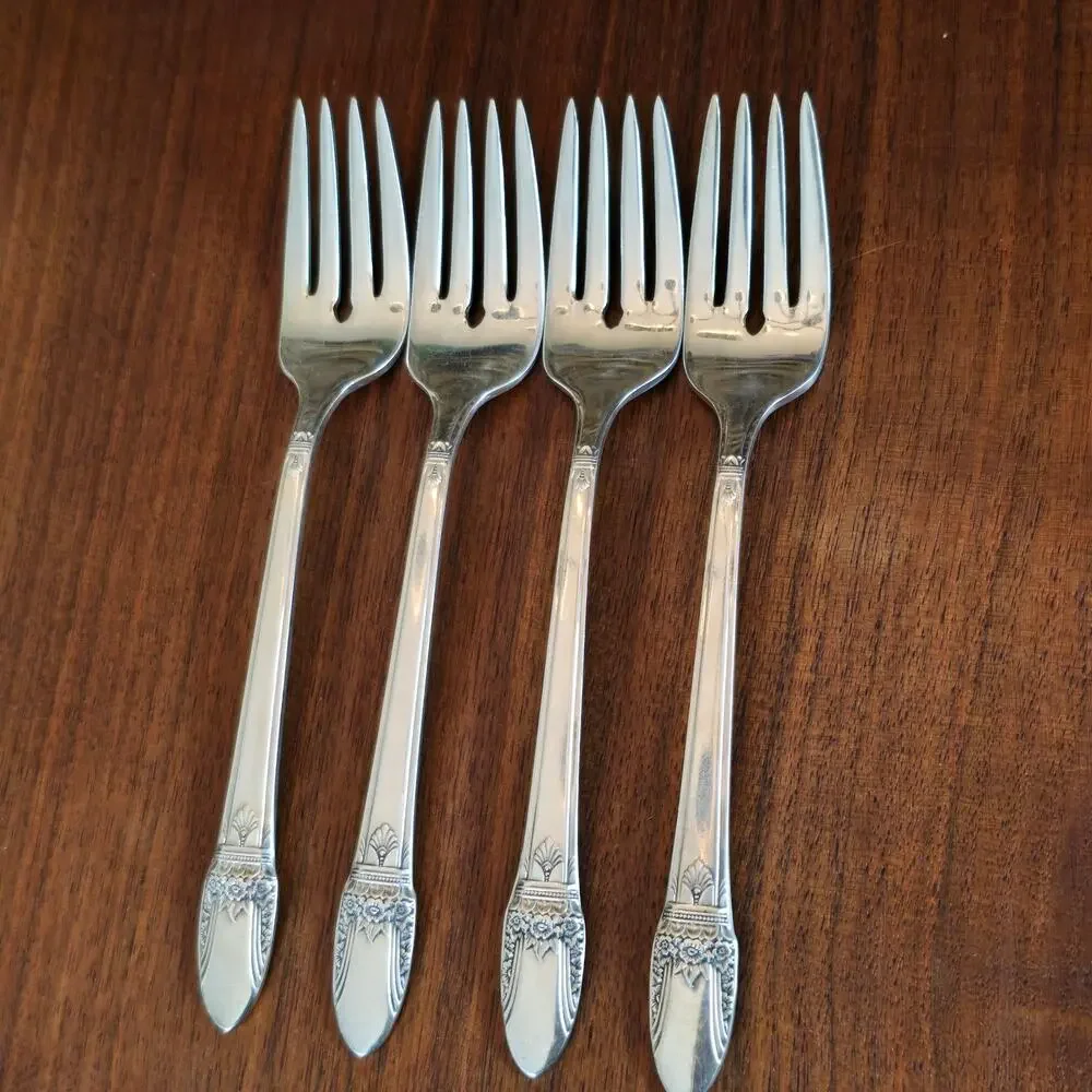 1847 Rogers Bros vintage 1847